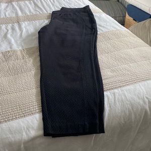 Dalia Size 18 Black Patterned Pants